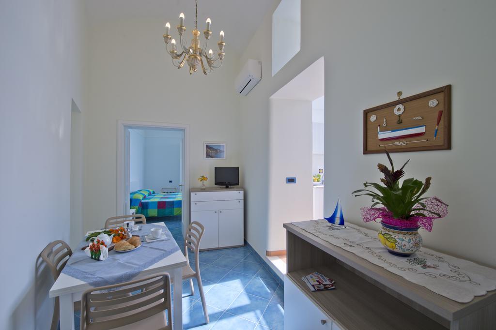 Blu Rose Lägenhet Amalfi Exteriör bild